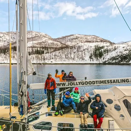 Jolly Good Times Sailing *